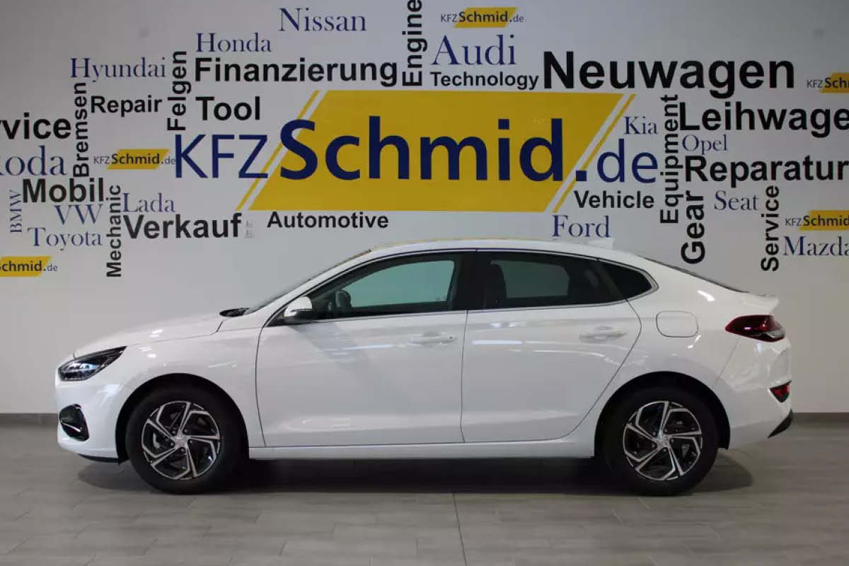 Hyundai i30 Fastback Fahrzeugbild